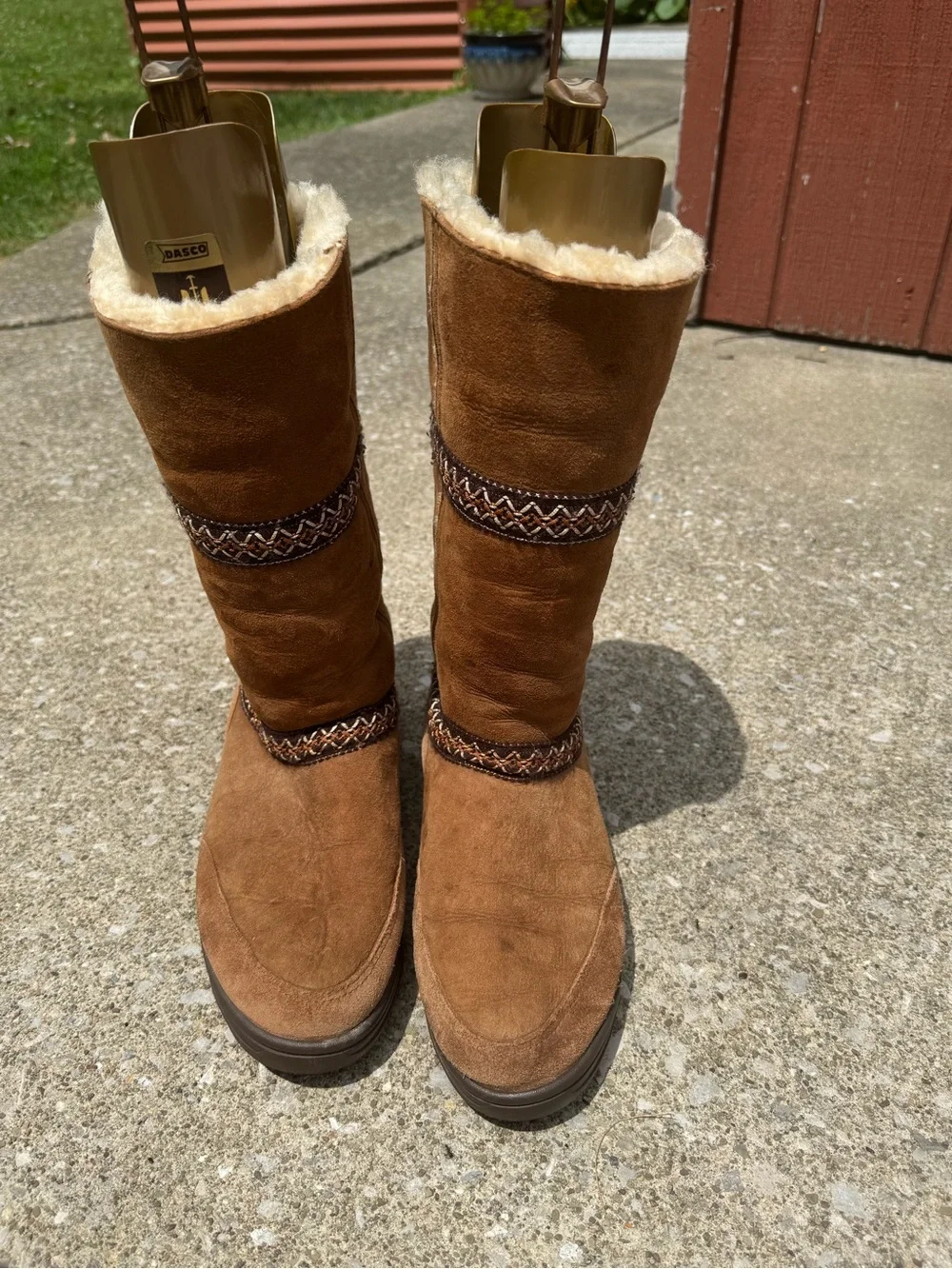 UGG Sunburst Tall Sheepskin Suede Boots Size 10 Chestnut Embroidered Braid EUC